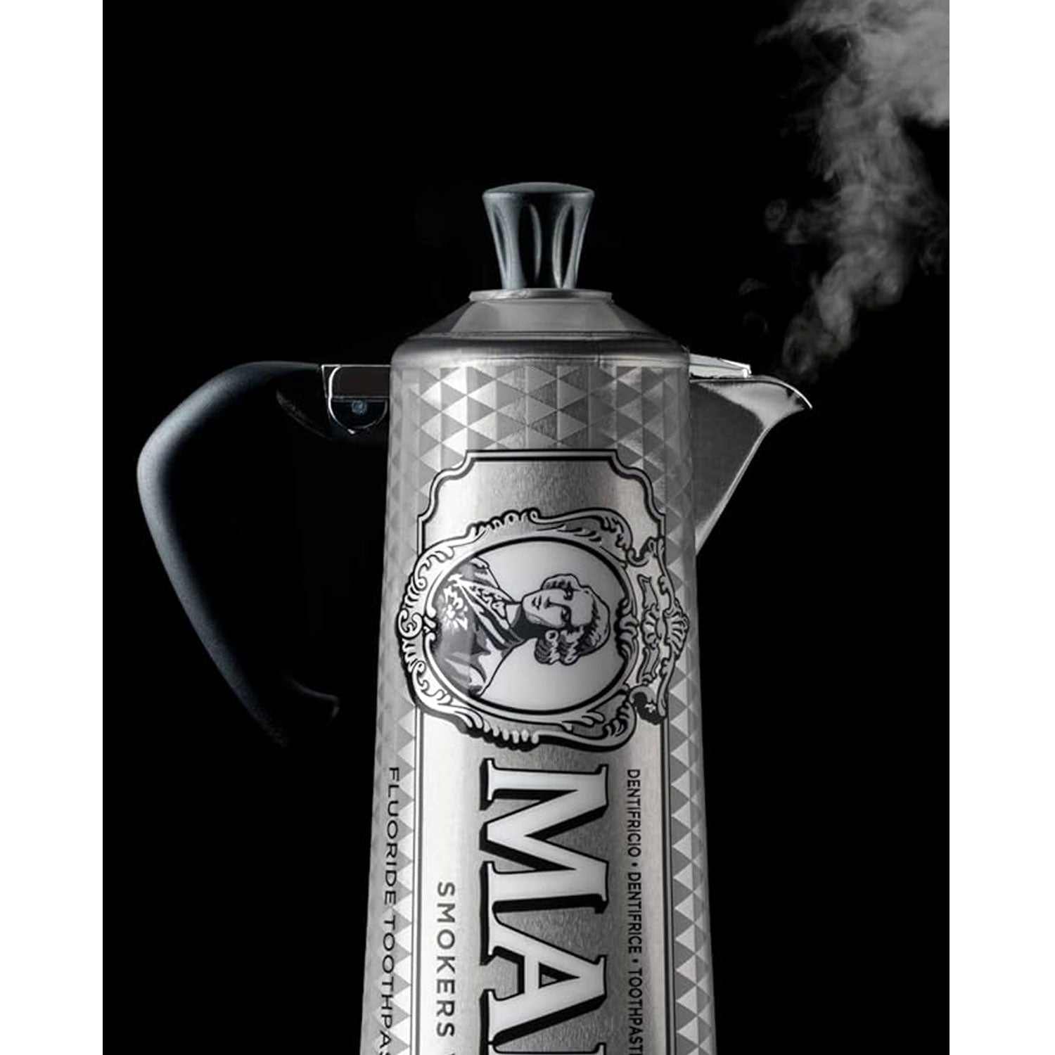 Marvis Smokers Whitening Toothpaste, Mint, 85ml, Promotes the Natural Whitening of the Teeth, Plaque Removal Toothpaste, Long-Lasting Freshness