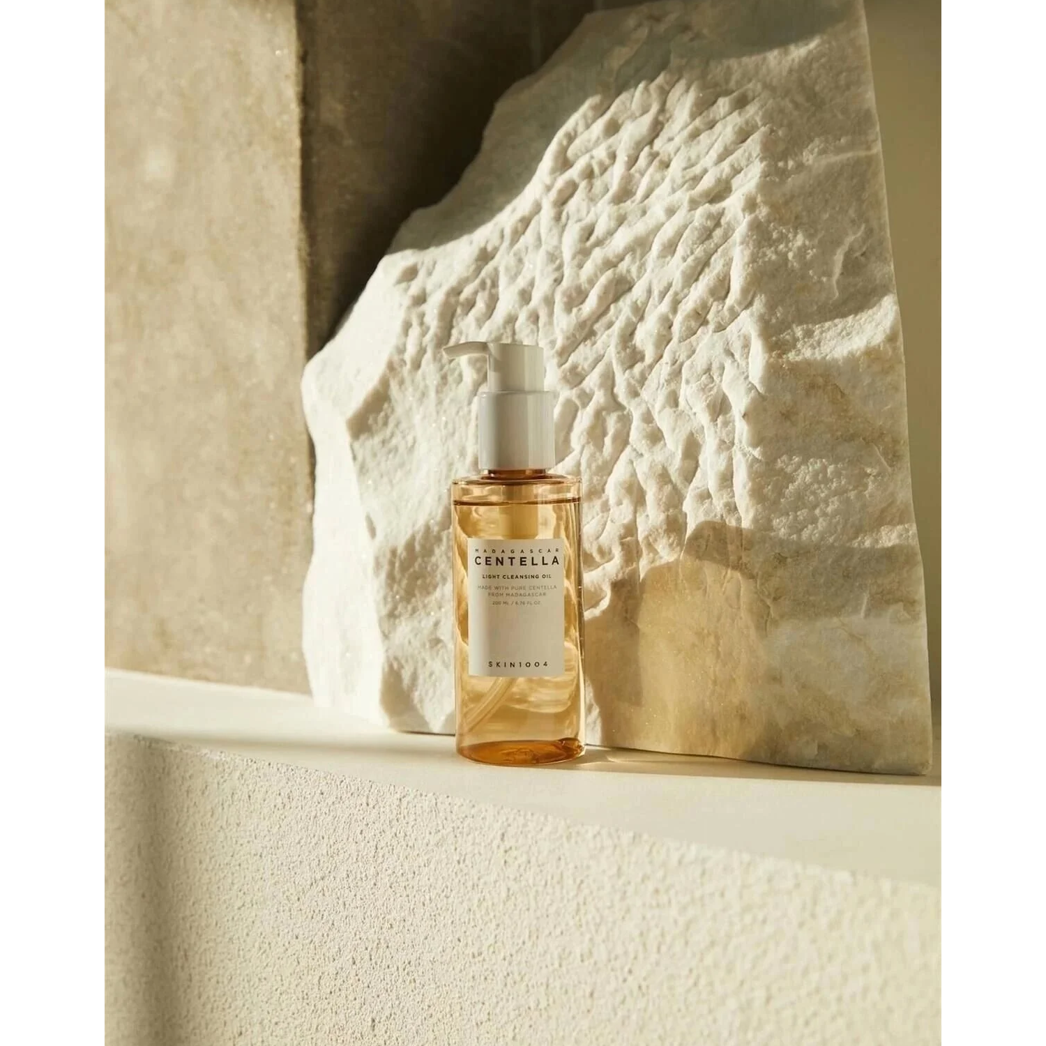 Skin1004 Madagascar Centella Light Cleansing Oil - Face Cleansing Oil 200ml